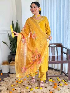 Beautiful Yellow Roman Silk Suit Sale