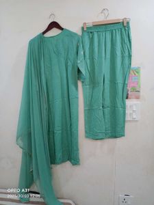 Elegant Green Kurta Set
