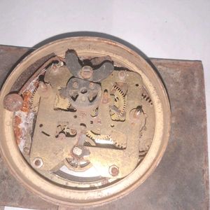 NON WORKING Vintage Metal Clock