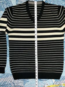 MEN&#39;S PULLOVER SWEATER SIZE 38