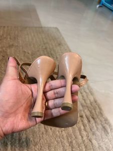 CL Heels Nude