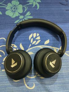 Boat Nirvana Headphones Black