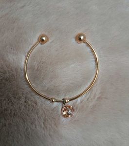 Golden Halo Charm Bangle