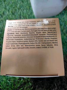 Lakme Hyaluronic Dewy Creme