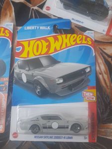 hot wheels  cars p1 Nissan skyline and bone shaker