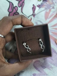 925 Sterling Silver Studs Pair