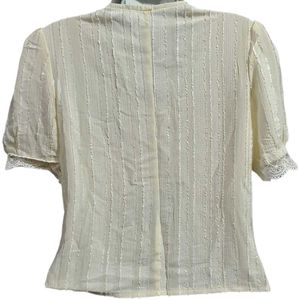 DAZY Contrast Lace V-Neck Puff Sleeve Blouse