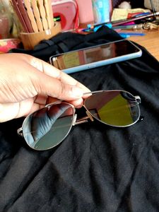 Classic Eyeglasses 👓