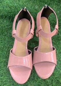 Ankle Loop Back Chain Pink Heel