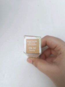 🤯Price Dropped 🎊Clinique Concealer