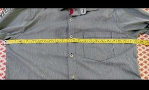 Men&#39;s Striped Shirt