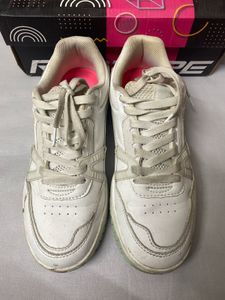 Red Tape Women Sneakers