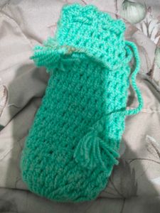 Crochet bottle cover