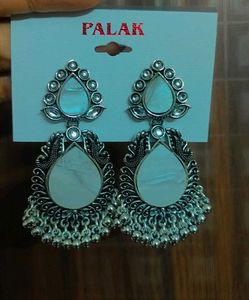 Palak Silver Oxidized Earrings🤍