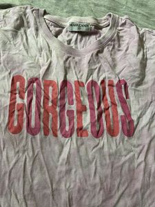 Trendy Light Purple ‘Gorgeous’ Printed T-Shirt – S