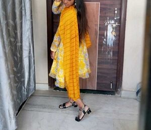Yellow Floral Print Kurta