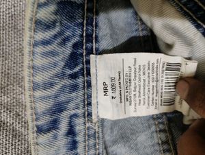 Cargo Style Light Wash Jeans