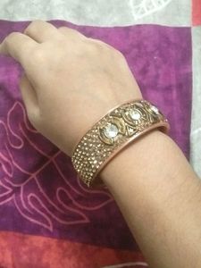 Rhinestone Embellished Bangle Bracelet