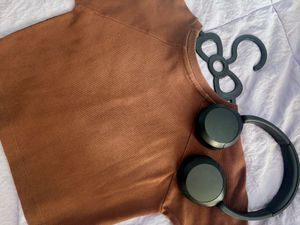 Brown Heart Graphic T-Shirt