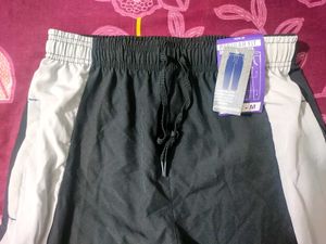 Sports wear tights