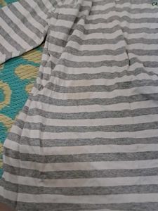 Top Grey  Strip.