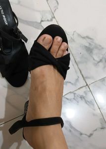 Vero Moda velvet type suede sandals 41