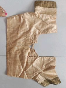 Purple Embroidered Saree With Blouse