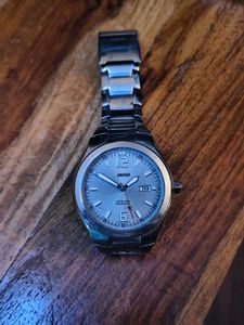 Stylish Timepiece for Men by Cruiser