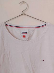 Branded Unisex Tommy Tee.