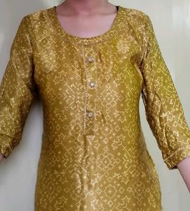 MEHENDI COLOUR KURTI