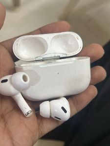 Airpods Pro 1 ( 30 db Noice Cancellation)