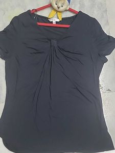 Elegant Black V-Neck Top