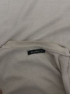White texture t-shirt