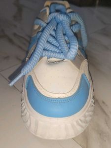 Kya Lena Chahte Ho Aap Footwear