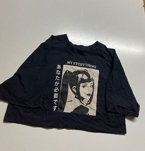 Graphic Oversized crop top