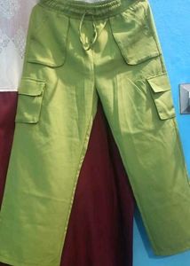 women olive trousers