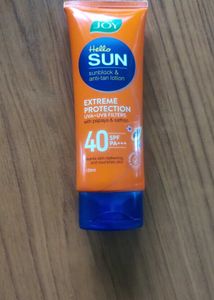 SPF 40PA++ Sunscreen + Anti Tan