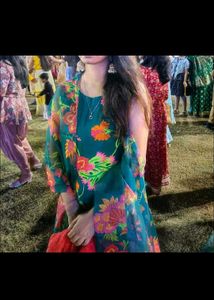 Sale !!Floral Green Kurta Set