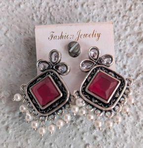 It's A New Earrings With Good Quality.