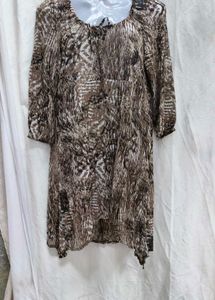 262011. Patterned Brown Tunic Top
