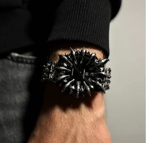 Spikes Watch Black&amp;white Limited Addition