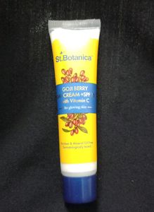 St.Botanica Goji Berry DayCream + SPF 15 With VitC