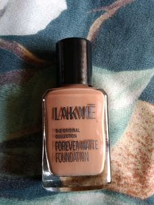 Lakme Forever Matte Foundation
