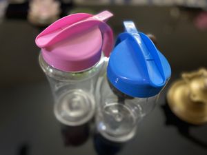 PLASTIC OIL DISPENSERS