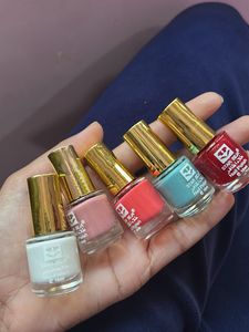 5 Nail paint set from dubai