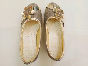 New Fancy Look Footwear For Girls
