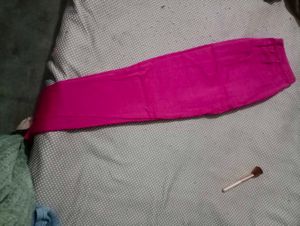 Pink Stretch Leggings from Ghunghat fashion