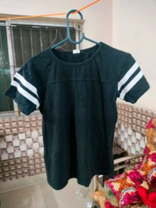 Black T-shirt