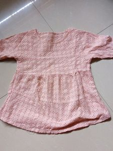 Peach Schiffli Top 💖