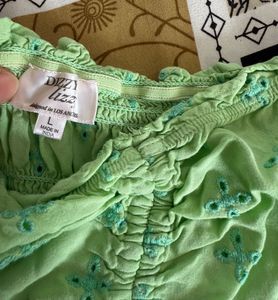 Green Floral Puff Sleeve Crop Top